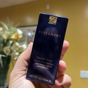 ✨Estee Lauder Double Wear Foundation✨